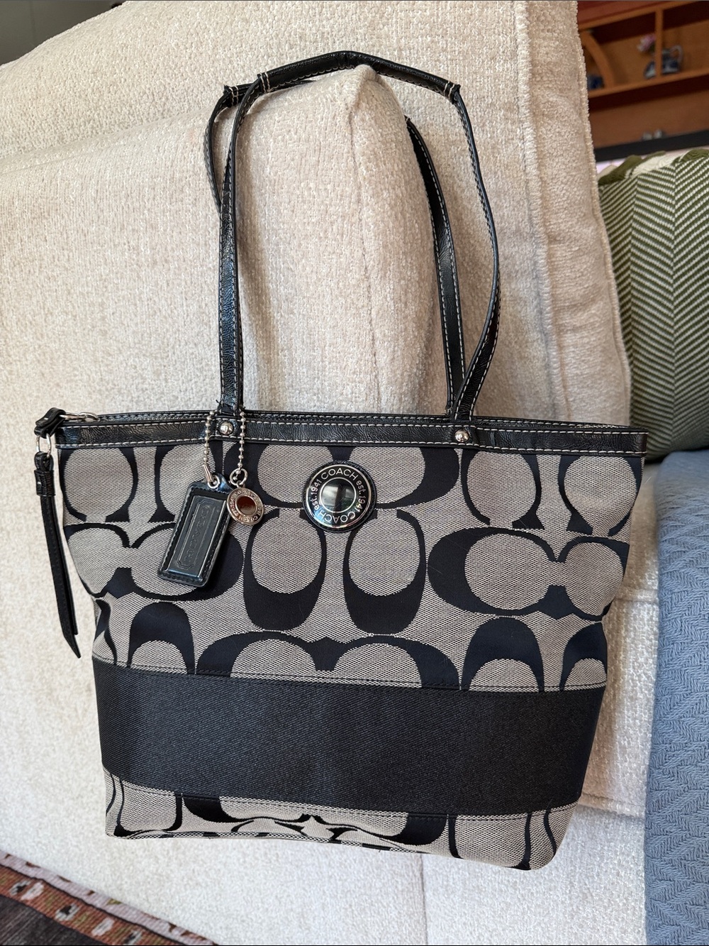 Coach 1941 Signature Canvas Tote Bag in Black/Gray 2 Hangtags